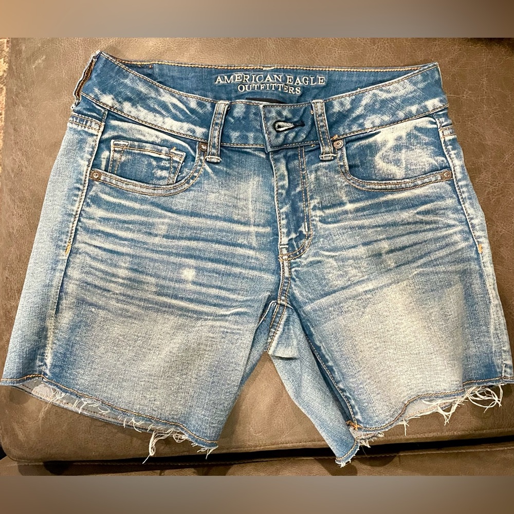 American Eagle shorts size 4